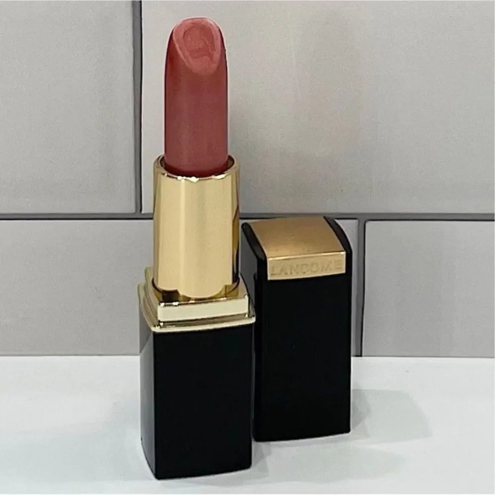 Lancôme Nectaire Rouge Superbe Lipstick